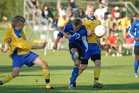 Juho Sassi laukoo.